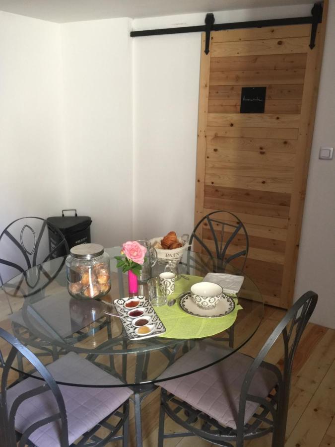 Chambres D'Hotes La Voute Volonne Eksteriør billede
