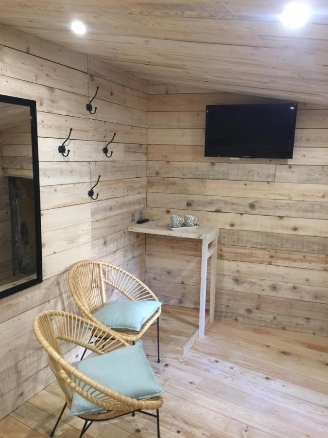 Chambres D'Hotes La Voute Volonne Eksteriør billede